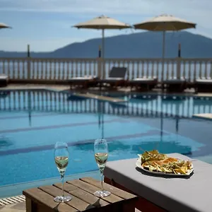 **** Hotel Nuna & Albanie